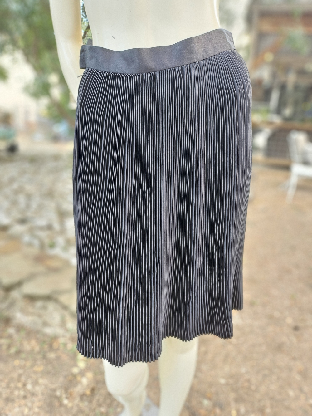 Mila Schon Italy 100% Black Silk Pleated Midi Skirt 42 (M)